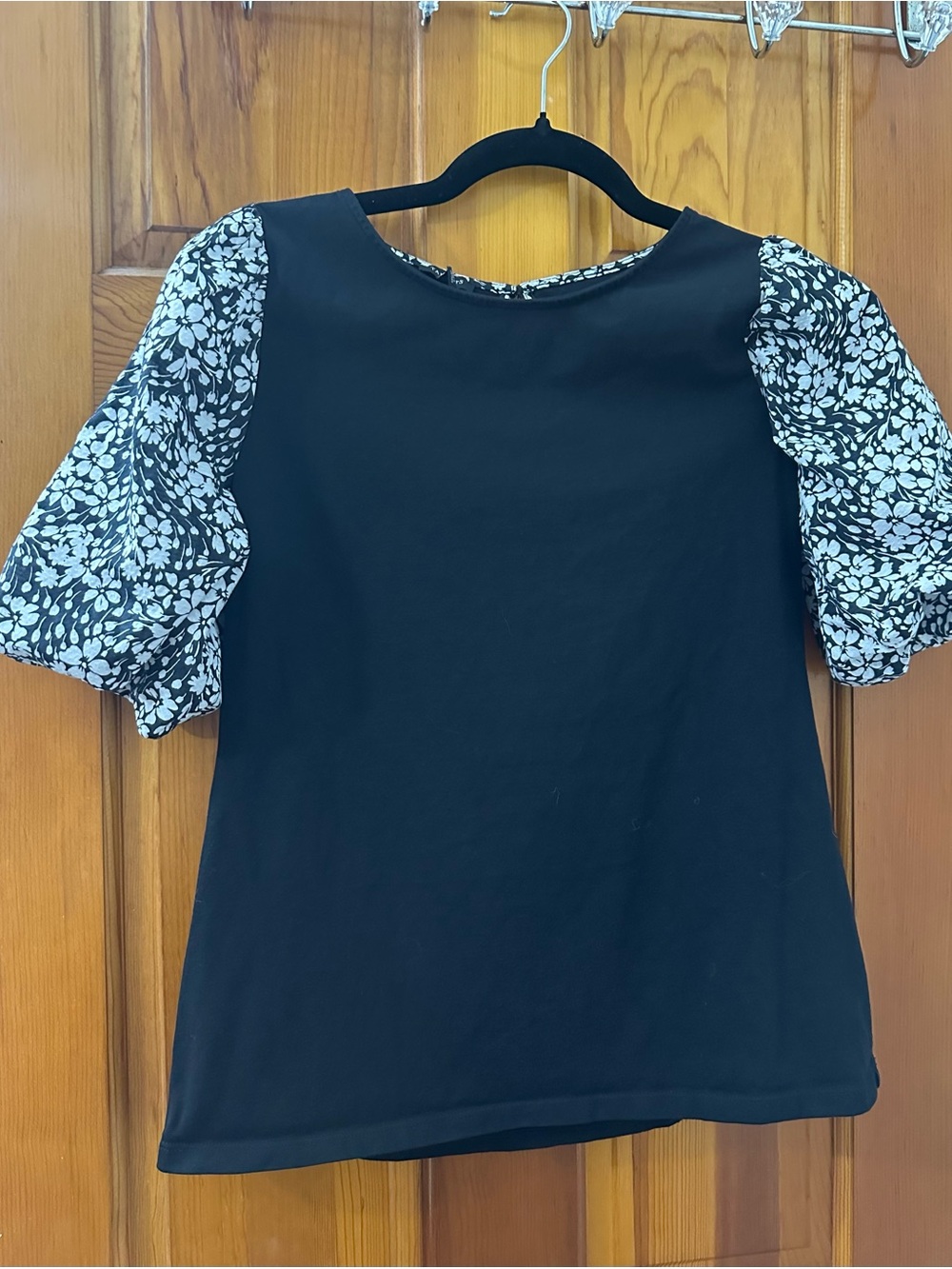 Talbots Black Top with White Floral Puff Sleeves